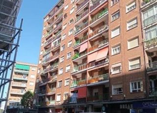 Pis a Calle Banderas Castilla 57