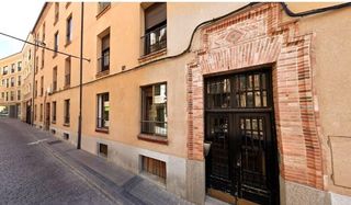 Business premise in Calle independencia-la 10. Se vende local comercial okupa en calle independenciala nº 10 se