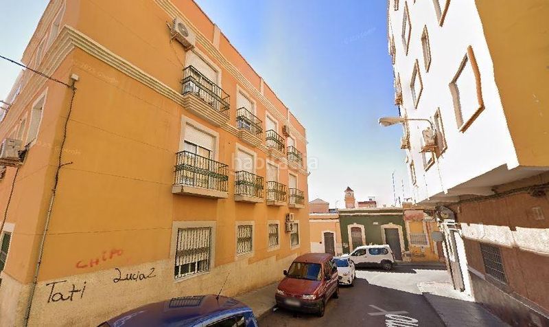 Foto 3fcd85b9-5595-450e-be66-64a4f4ca39a7. Pis a calle fragata 2 a La Chanca - Pescadería Almería