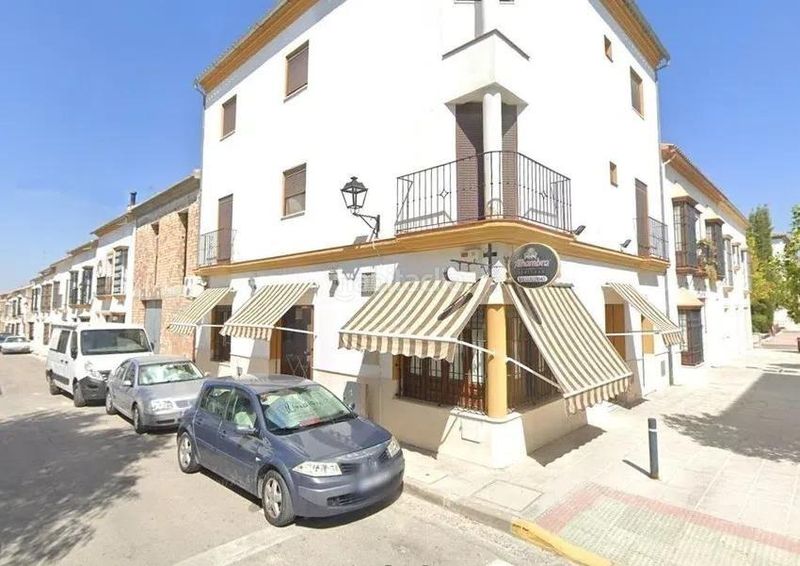 Foto eed9f4e4-6ee5-4718-a569-04a3a4d10b4b. Pis a plaza motoub urso 15 a Osuna