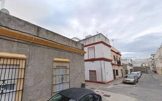Flat in Calle san jose 71. Se vende piso okupado en san jose nº 71 puerto real cádiz