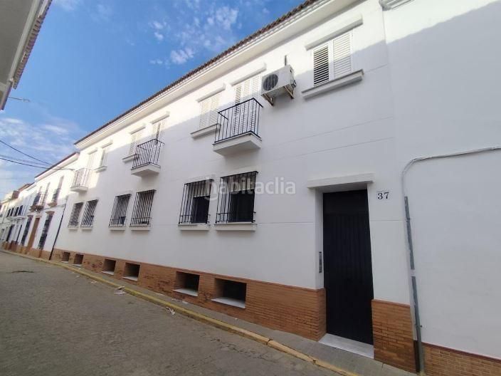 Foto adbb7259-2188-4a98-a542-0523017b3527. Pis a calle diego velazquez a Beas