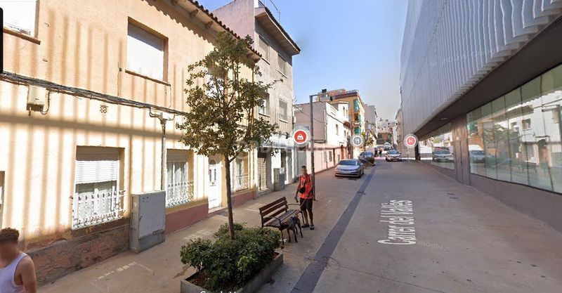 Foto 5fdc0656-dfc3-4e92-b3d0-914d8c2212fc. Casa a carrer valles 26 a Col·legis Nous Mollet del Vallès