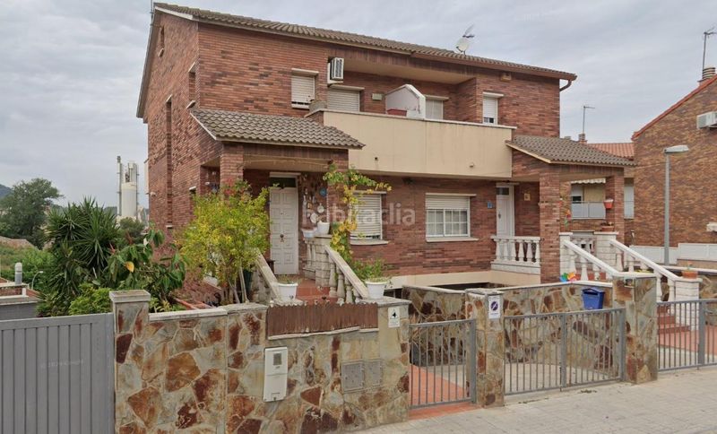 Foto 545ba507-3025-45bd-941d-d9ec26c0f2a0. Semi detached house in burgos 82 in Sant Vicenç dels Horts