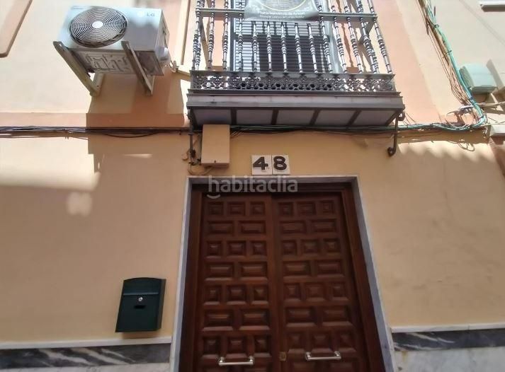 Foto b3872071-88bf-4f73-bbf8-82cfa8aca453. Pis a calle palacios a Centro Lucena