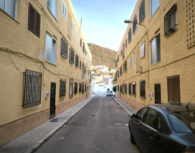 Foto 60b41819-ae1d-4fa7-9942-eba2ef15a01a. Appartamento in calle severo ochoa in Berja