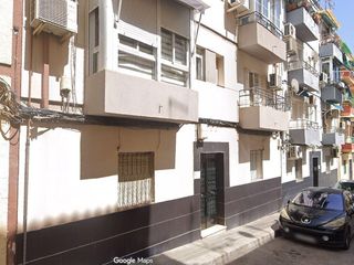 Flat in Calle bilbao 6. Se vende inmueble alquilado en calle bilbao nº 6 jaén jaén