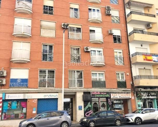 Foto c85e7c2d-4799-4c79-8408-227003d3c025. Pis a avenida alcalde federico molina a Isla Chica Huelva