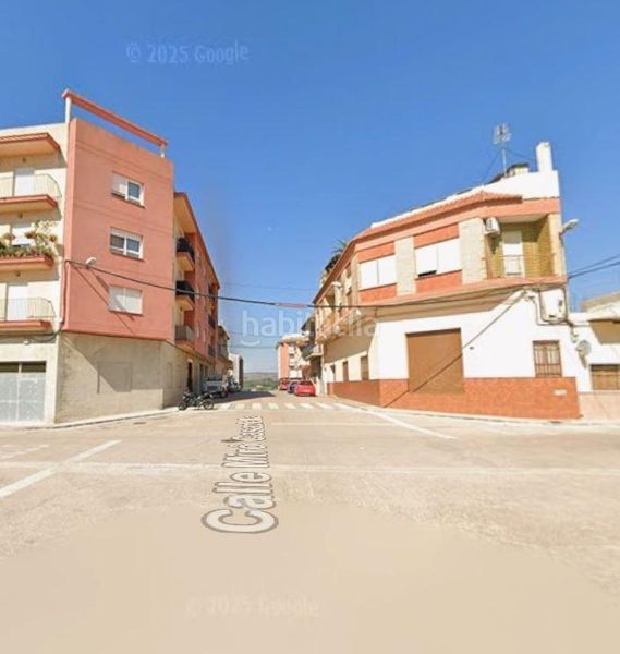 Foto ec084544-4437-454d-be35-ab31183bcbfa. Casa a calle miro de casadella 4 a Massalavés