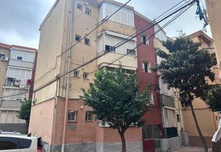 Pis a Calle sierra guadalupe 4. Se vende piso okupado en calle sierra guadalupe nº 4 algeciras c