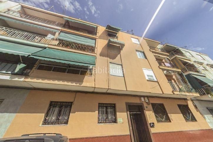 Foto 0dcd27f7-7c13-4b68-84d4-b15b9cc7b716. Pis a calle tirant lo blanc 4 a Novelda