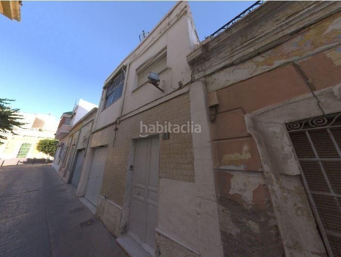 Foto 8505b7ef-0a29-402b-8ecc-0f08600ed69a. Terreny residencial a calle corbeta 14 a La Chanca - Pescadería Almería