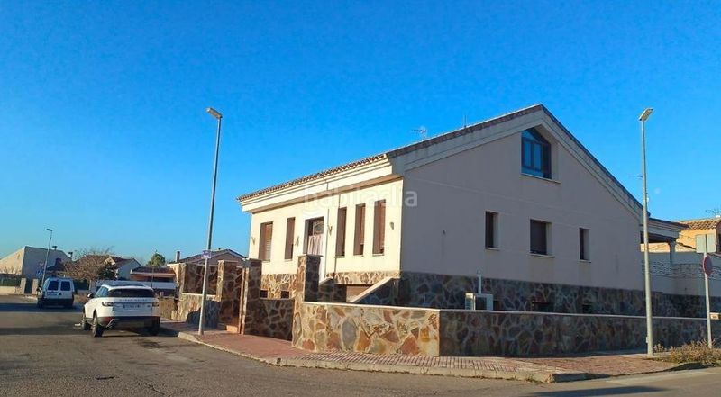 Foto 03e30ee1-9b58-42a8-a075-69900460acd6. Maison jumelée dans calle magnolia 21 dans Sonseca