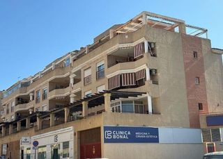 Piso en Calle ruta de los campanilleros. Se vende piso okupado en ruta de los campanilleros vélezmálaga m