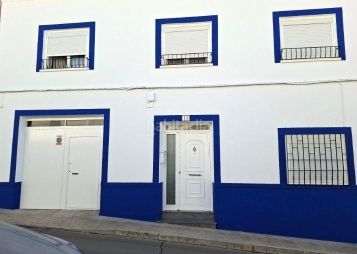 Foto aba897e4-8026-4b4d-a3ec-3e12d2f57e5c. Casa adossada a calle santa ana a Campo de Criptana