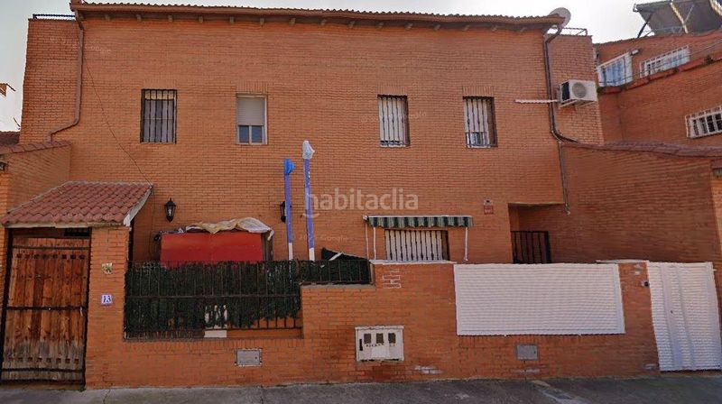 Foto 03d3f6da-9e15-4ca7-8f09-72252946c2f5. Maison jumelée dans calle segovia 13 dans Chozas de Canales