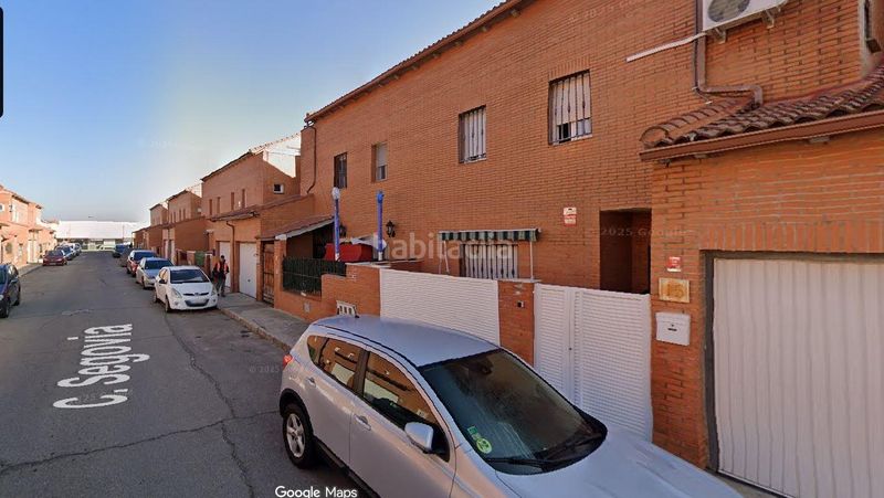 Foto 81ab30b8-3071-422f-bb4c-5fb2fb7110a4. Maison jumelée dans calle segovia 13 dans Chozas de Canales