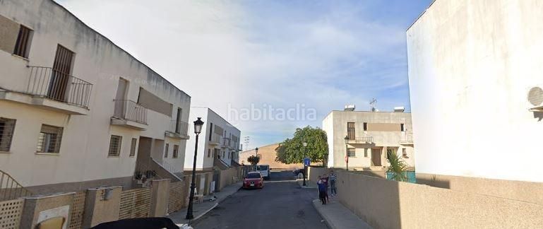 Foto 63c74b1f-fe62-4abd-9026-c09980ad4874. Pis a avenida huelva 11 a Palma del Condado (La)
