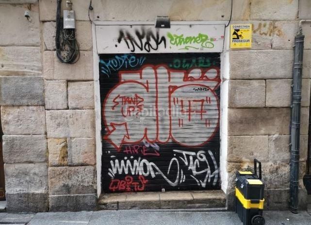 Foto 123ef0cc-b4b2-4676-93bd-5ab5f8fd8dea. Local comercial a calle iturribide 34 a Iturralde Bilbao