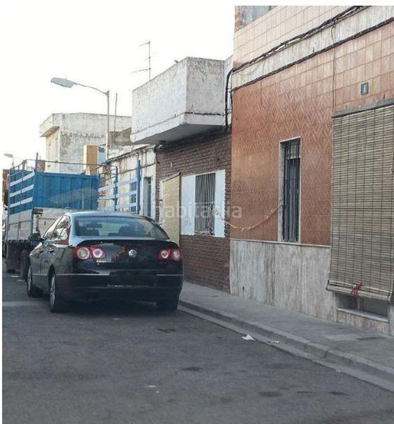 Foto 12ecb2bc-d4b6-49fa-928e-6ec35b1ba734. Casa aparellada a calle u de maig 8 a Carlet
