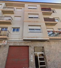 Appartamento in Calle virgen del remedio 92. Se vende piso okupado en c virgen del remedio 92 de novelda alic