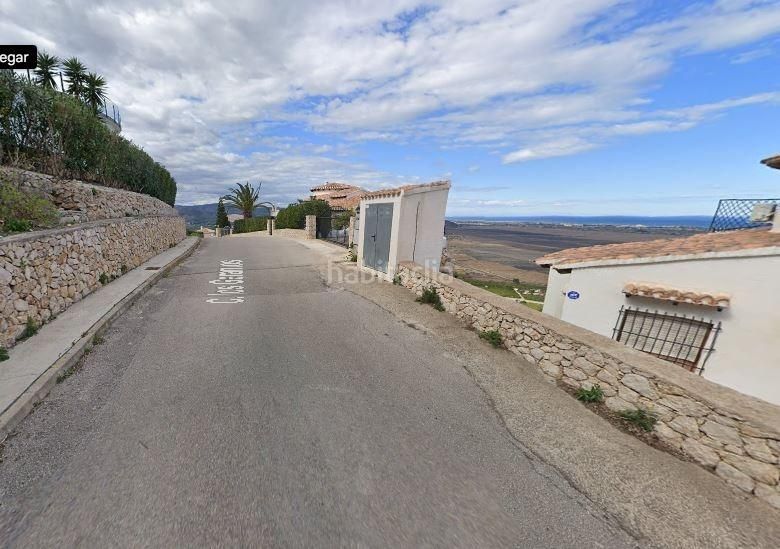 Foto 624cfebb-75b5-475f-a0f2-5bc7b4b0b685. Casa a calle geranios 32 a Carballo