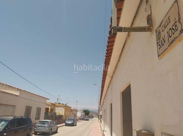 Foto 8b62deda-55dd-4301-83ef-6e3ae70ce5d4. Casa adossada a calle san jose 3 a Algueña