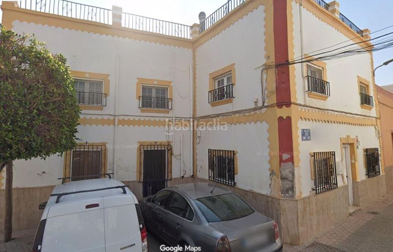 Foto e15733e7-01e3-46fe-9882-bb290f41ca44. Casa en calle jose gomez abad 20 se vende inmueble alquilado en Pechina