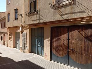 Appartement à Calle santa barbara  18. Se vende piso okupado en calle santa barbara nº 18 montesa valen