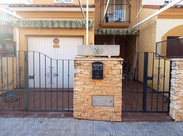 Foto 5a77948a-bead-4dae-a379-3e272aed9ccf. Casa adossada a calle lopez prudencio 20 a Almendralejo