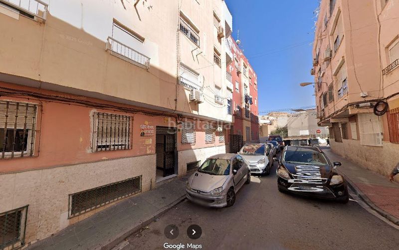 Foto 8281c44f-6d5e-49d3-83e8-6b4c0b8f44ab. Pis a calle ruano 1 a La Chanca - Pescadería Almería