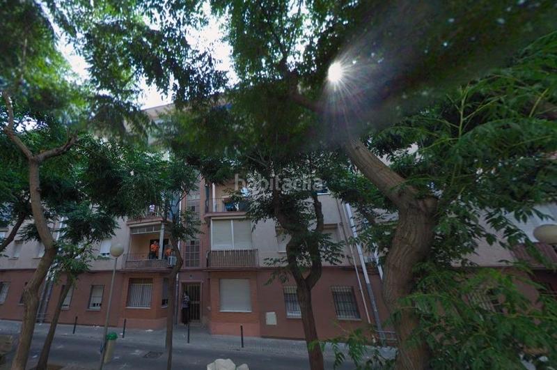 Foto ef76925a-c139-44c3-8427-7e6834fd956a. Pis a carrer Campoamor de 101 a Campoamor Sabadell