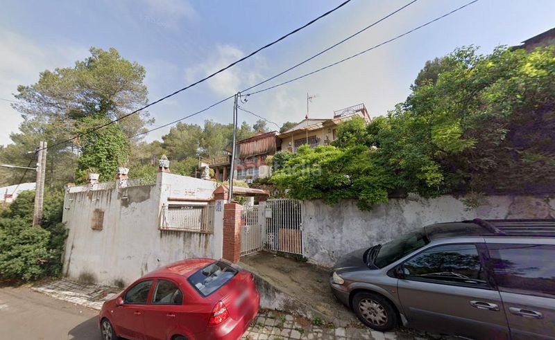 Foto 27b9e0bf-04b8-4828-884e-1d5d7fcff3ca. Casa a avenida olesa de bonesvalls 39 a Vallirana