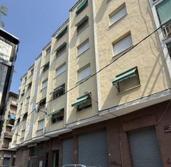 Pis a Carrer narcis monturiol 20. Se vende piso okupa en c narcis monturiol 20 de canovelles