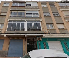 Pis a Calle al manuel carmona 2. Se vende inmueble alquilado en cartagena