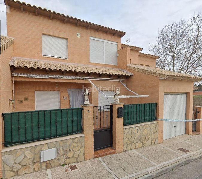 Foto b5968598-eaa8-4ddf-9f0b-0a781413c7b0. Doppelhaus in calle garcia lorca 4 in Villaluenga de la Sagra