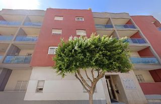 Etagenwohnung in Calle calle toledo 136. Se vende piso okupada en calle toledo nº 136 ejido el almería