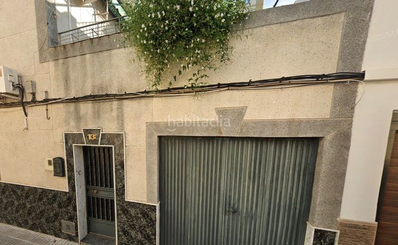 Foto f7a480fc-c0e9-4e65-885b-dfb4040b2a38. Casa a padre poveda 13 a Peñamefecit - Avda Barcelona Jaén