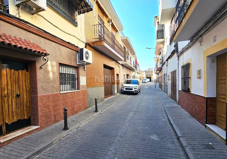 Foto f3ac5f78-b19c-4b78-b8b3-f8e59c1e2b22. Apartament a camas a Torreblanca Sevilla