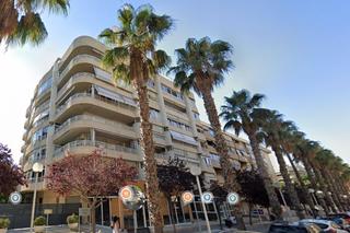 Flat  Sinies. Vivienda okupada en venta en calle sinies 7 de salou tarragona.