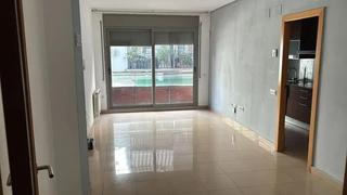 Etagenwohnung in Ca n'Anglada. Piso en venta en terrassa