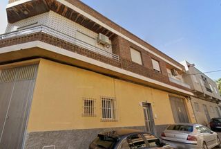 Geschäftsraum  Unamuno. Se vende local en calle unamuno alguazas murcia