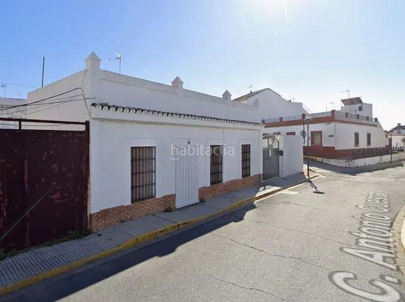 Foto 044045b7-5aa7-4e41-a968-b70de039eaec. Casa adossada a calle antonio cuesta 5 a Bollullos de la Mitación