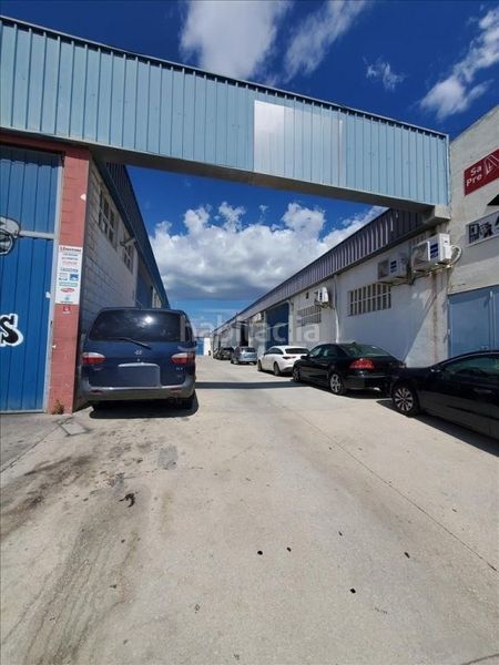 Foto c658108f-4e4c-47fc-954c-7f31e6a364b5. Nave industrial en Valls