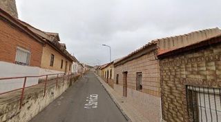 Casa adossada a Calle San Froilan 48