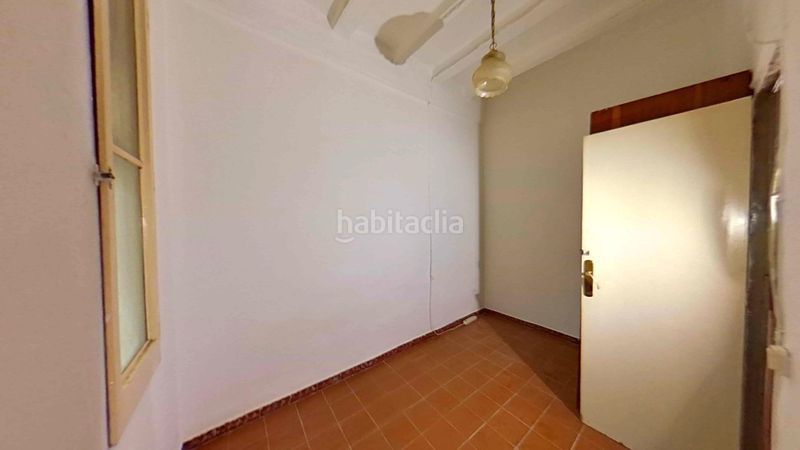 Foto 2ffa9a2c-09c2-4a60-8d88-ed88d971751e. Apartament a Raval Barcelona