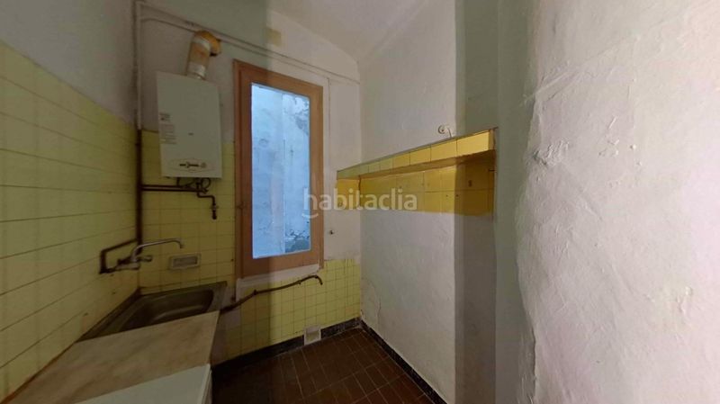 Foto 3ee5d2bf-9e74-4fa3-bb69-e91a2d70e24e. Apartament a Raval Barcelona