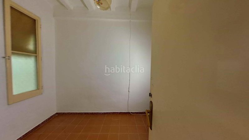 Foto c00557ef-2e89-4464-b38e-f5a12cc941a9. Apartament a Raval Barcelona