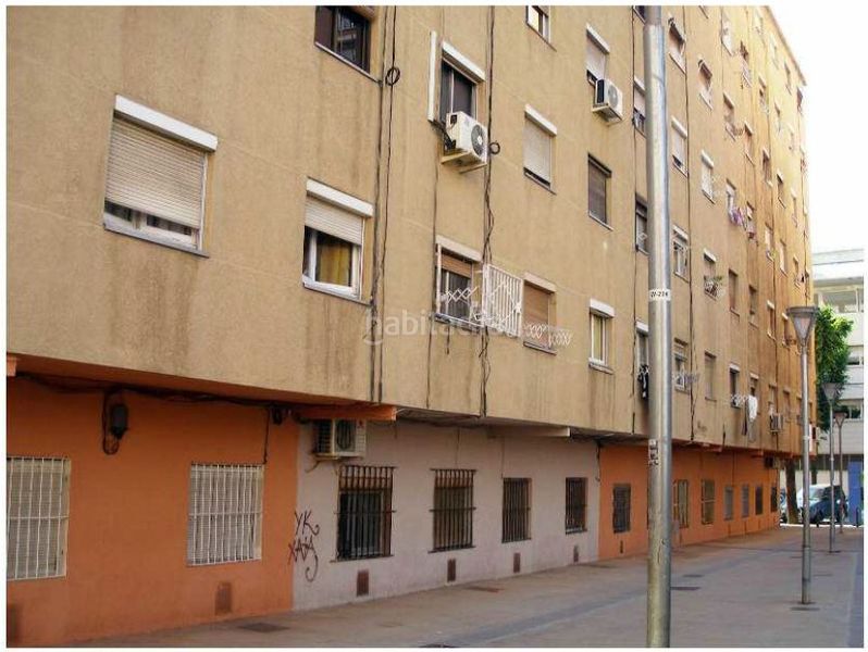 Foto 6b708114-bd58-4223-8f87-34fcd79a1cc8. Apartament a Llefià Badalona