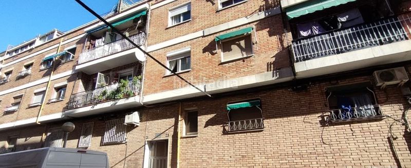 Foto 1aab8f24-04e4-4dd0-a901-ea60f015235f. Apartament a Llefià Badalona